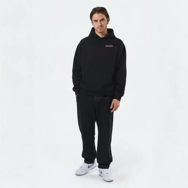 Sweat noir homme TOURISMO, style urbain et décontracté, fond blanc