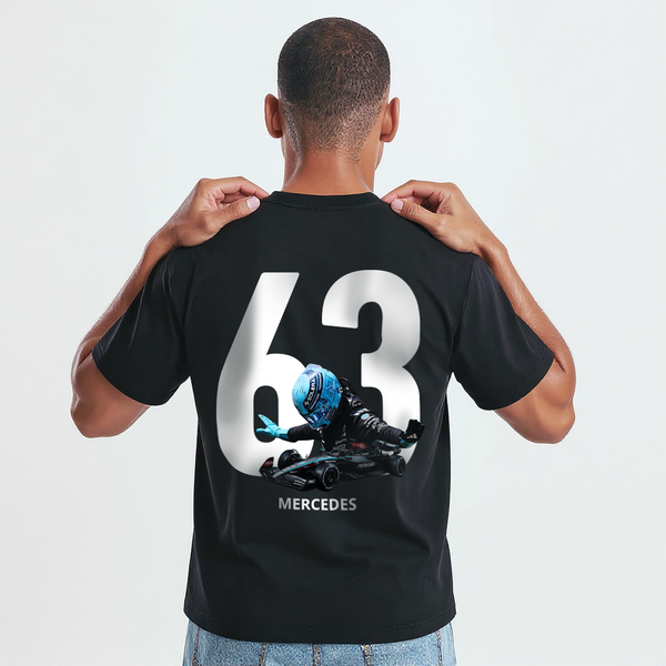 T-shirt noir George Russell avec numéro 63 oversize et design pilote Mercedes imprimés dans le dos