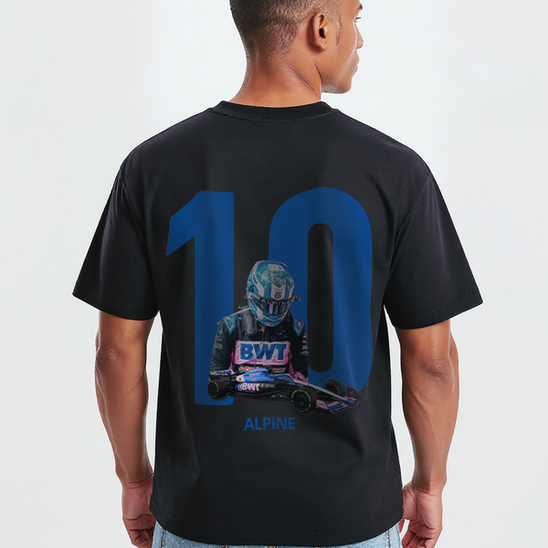 T-shirt noir F1 Pierre Gasly, gros plan sur le design avec numéro 10 bleu et voiture Alpine