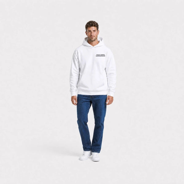 Sweat Datsun 510 blanc vu de face en plan large avec logo Tourismo