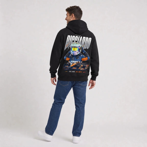 Sweat F1 Daniel Ricciardo Signature noir porté de dos en plan large